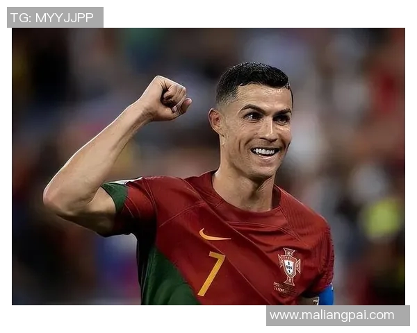 全球足球历史十位传奇球星盘点及其影响力解析